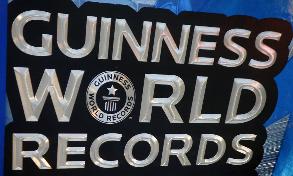 I got world record for 100 clicks per second. : r/GuinnessWorldRecords
