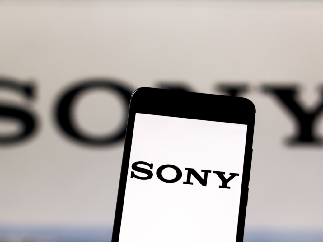 Почему sony. Sony logo Япония. Логотип Sony на товаре. Its a Sony. Знак сони в Японии.