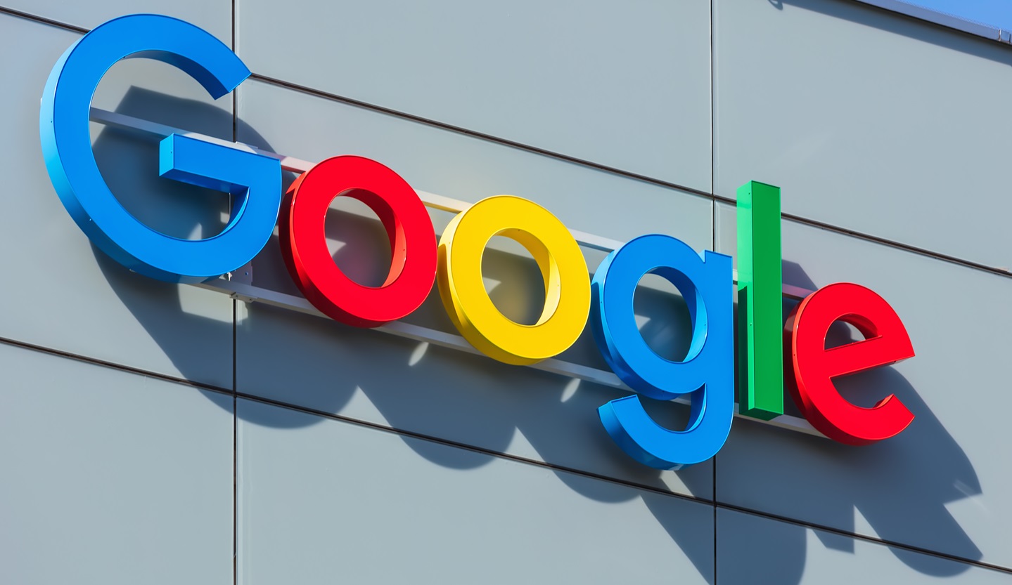 Google unveils experimental search engine